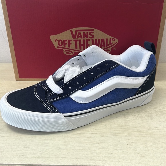 NIB - Vans Knu Skool Skate Shoe , Navy/True White - Picture 3 of 14